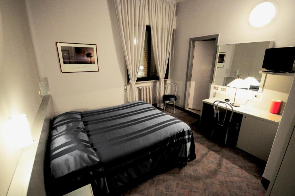 Hotel Milano ปิสโตยา ภายนอก รูปภาพ